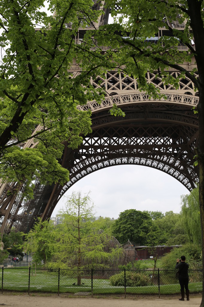 TOUR-EIFFEL